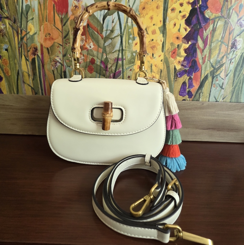 Elegant Cream Handbag with Bamboo Handle